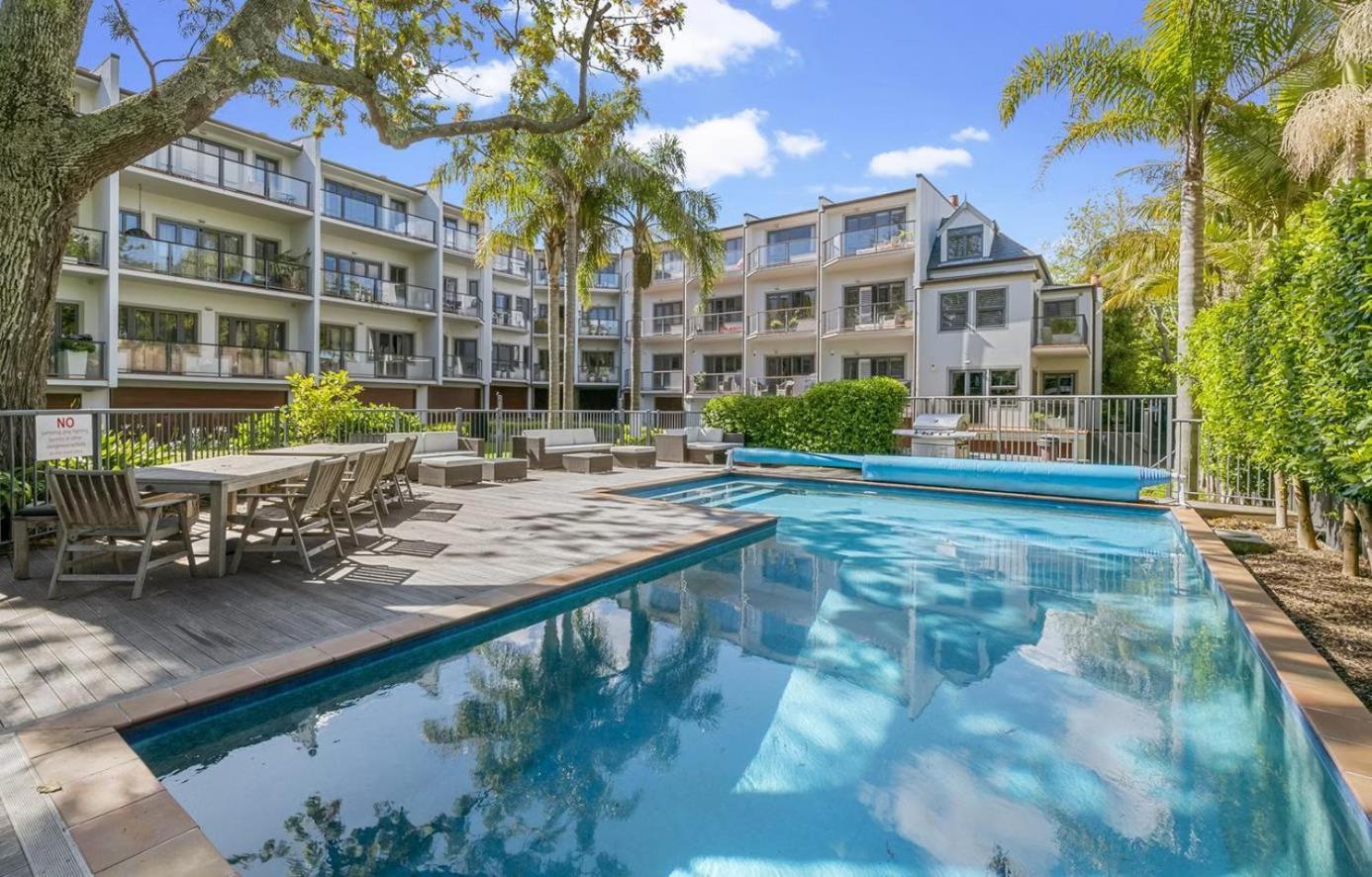Takapuna Accommodation オークランド エクステリア 写真